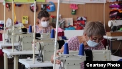 Кийим тигүү цехи.