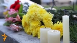 Кыргызстанцы почтили жетрв террактов в Париже