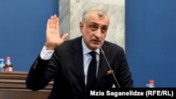 მამუკა ხაზარაძე პარლამენტში