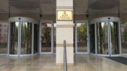 BNM, criticată pentru că vrea să reducă inflația scumpind creditele