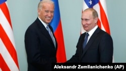 Joe Biden și Vladimir Putin, Moscova, 10 martie 2011.