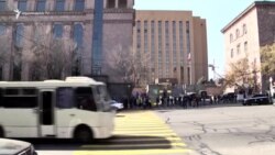 Բողոքի ակցիա ՌԴ դեսպանատան դիմաց՝ ընդդեմ Ուկրաինա ներխուժման