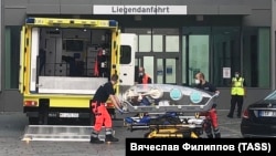 Գերմանիա - Ռուսաստանցի ընդդիմադիր Ալեքսեյ Նավալնիին հոսպիտալացնում են Բեռլինի «Շարիտե» հիվանդանոց, 22-ը օգոստոսի, 2020թ.