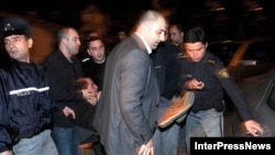 პოლიციამ ტელეკომპანია ”კავკასიაში” მომხდარი ფიზიკური დაპირისპირების რამდენიმე მონაწილე დააკავა