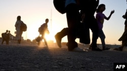 افغان کډوال د ايران پر پوله - انځور له ارشيفه 