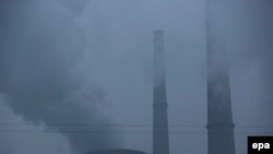 Бээжиндеги ТЭЦтен чыккан түтүн. 12-ноябрь, 2015-жыл.