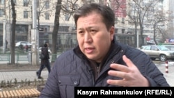 Азис Абакиров.