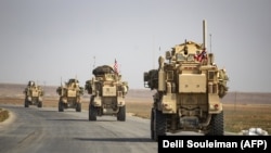 Сириянын түндүгүнөн чыгып жаткан америкалык күчтөр, 20-октябрь 2019-жыл. 