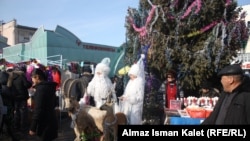 Новогодняя суета на местных рынках