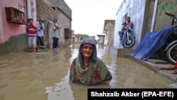 په کراچۍ کې سېلاوونو زيات زيان رسولی دی. ارشېف