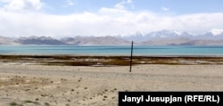 Кара-Көлдун көрүнүшү, Мургаб району, Тажикстан.