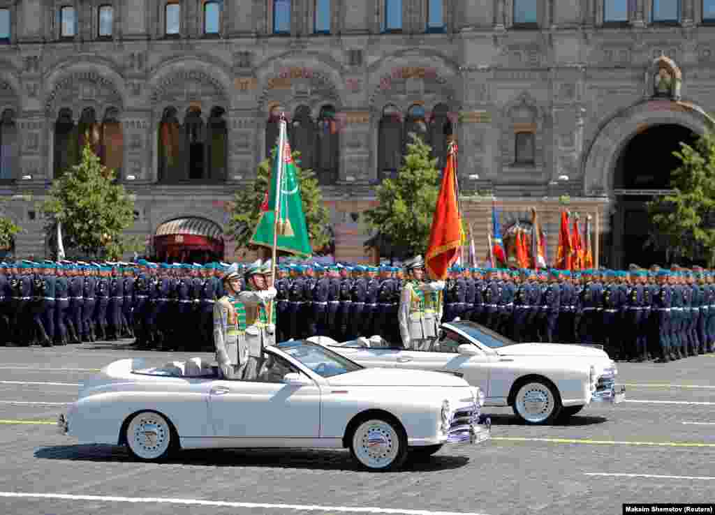 Turkmen servicemen attended Russia's Victory Day parade. Also taking part were forces from Azerbaijan, Armenia, Belarus, China, India, Kazakhstan, Kyrgyzstan, Moldova, Mongolia, Serbia, Tajikistan, and Uzbekistan.