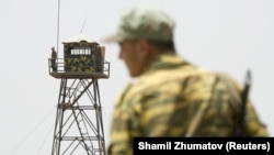 Таджикские пограничники. Архивное фото.