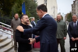 Президент Украины Владимир Зеленский и генеральный секретарь НАТО Марк Рютте на переговорах в Киеве в октябре 2024 года