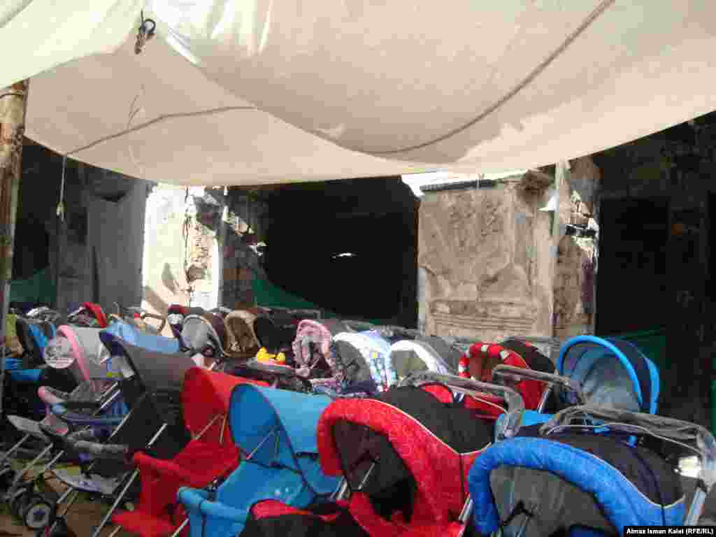 Бывший универмаг "Мир" на центральном рынке