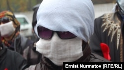 Матери, чьих детей заразили ВИЧ, 2011 г.