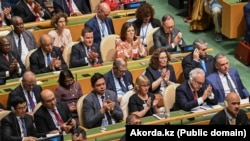 Adunarea Generală a ONU a adoptat o rezoluție prin care solicită Rusiei să returneze toți copiii ucraineni „transferați forțat sau deportați” în Rusia.