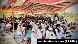 د مې پر ۲۱مه په ميرلي کې ځايي ولس په ډرون بريد کې د ماشومانو د وژنې خلاف پرلت وهلی دی.