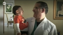 Koronavirus ABDde: COVID-19 vaqtınıñ ananeleri (video)