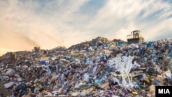  Депонија, отпад (илустрација) 