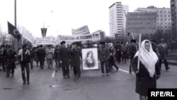 Чаллыда Хәтер көне, 1990 ел