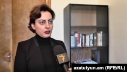 Լենա Նազարյան