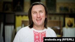 Artistul Ales Pușkin era, de decenii, un subiect incomfortabil pentru regimul de la Minsk.