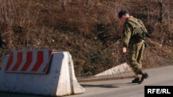 На фоне демарша российской делегации де-факто власти Южной Осетии сообщили о предстоящем укреплении «границы с Грузией». И сделано это будет, по словам югоосетинского лидера, во взаимодействии с Россией