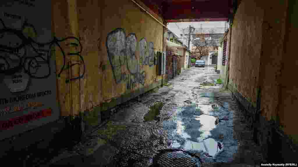 Gogolâ soqağındaki eski azbarçıq ep qurumay