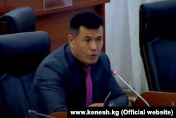 Омурбек Бакиров.