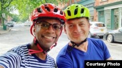 Soții Adrian Coman și Clai Hamilton au dat în judecată România după ce nu le-a fost recunoscută căsătoria. 