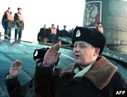 გენადი ლიაჩინი - ატომური სარაკეტო წყალქვეშა ნავის K-141 ("კურსკი") მეთაური