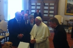 Аляксандар Лукашэнка і Папа Рымскі Францішак, травень 2016