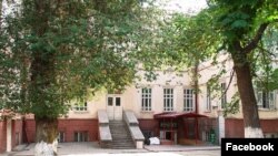 "Раритет" китеп дүкөнү жайгашкан имарат