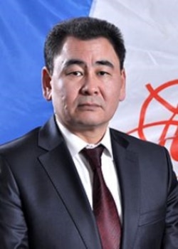 Сапар Асанов.