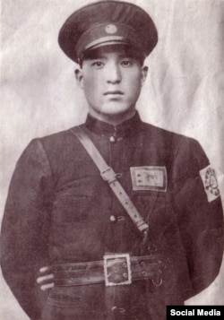 Ма Чжунъин.