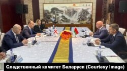 შს მინისტრი გელა გელაძე და მისი მოადგილეები, შალვა თადუმაძე და ალექსანდრე დარახველიძე ჩინეთში დმიტრი ჰარას შეხვდნენ