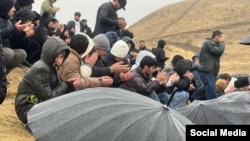 Орусияда киши колдуу болгон Кобилжондун сөөгү Тажикстанга коюлду