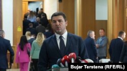 Memli Krasniqi: Kryetar i PDK-së.