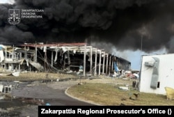 Російсія ракетним ударом зруйнувала завод американської компанії Flextronics у Макачеві. Закарпаття, Україна, 21 серпня 2025 року