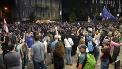 Opoziția georgiană protestează pașnic la o zi după ciocnirile violente