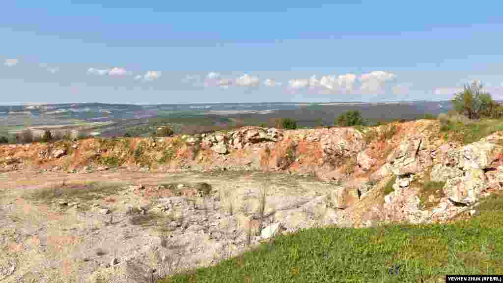 У 1970-ті роки Італійське кладовище було знищене під час розробки кар'єру Балаклавського рудоуправління