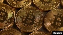 Илустрација - Криптовалута биткоин