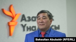 Рыскельди Момбеков.