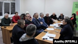 Чарада катнашучылар