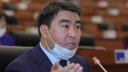 Жанарбек Акаев.