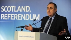 Шотландия премьер-министры Алекс Сэлмонд Британия белән 2014 елда бәйсезлек референдумы үткәрү турында килешү имзалады