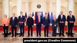 Встреча «Девятки»: лидеры Украины, США, Франции, Финляндии, Германии, Великобритании, Италии, ЕС и НАТО. Вашингтон, 18 августа 2025 года