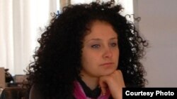 Ана Жежоска 