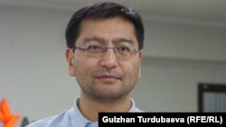 Талант Султанов.